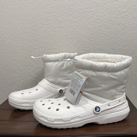 Crocs Classic Lined Neo Puff Boots - Picture 4 of 8